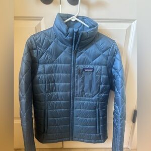Patagonia pigeon Blue Quilted Jacket NWT size small